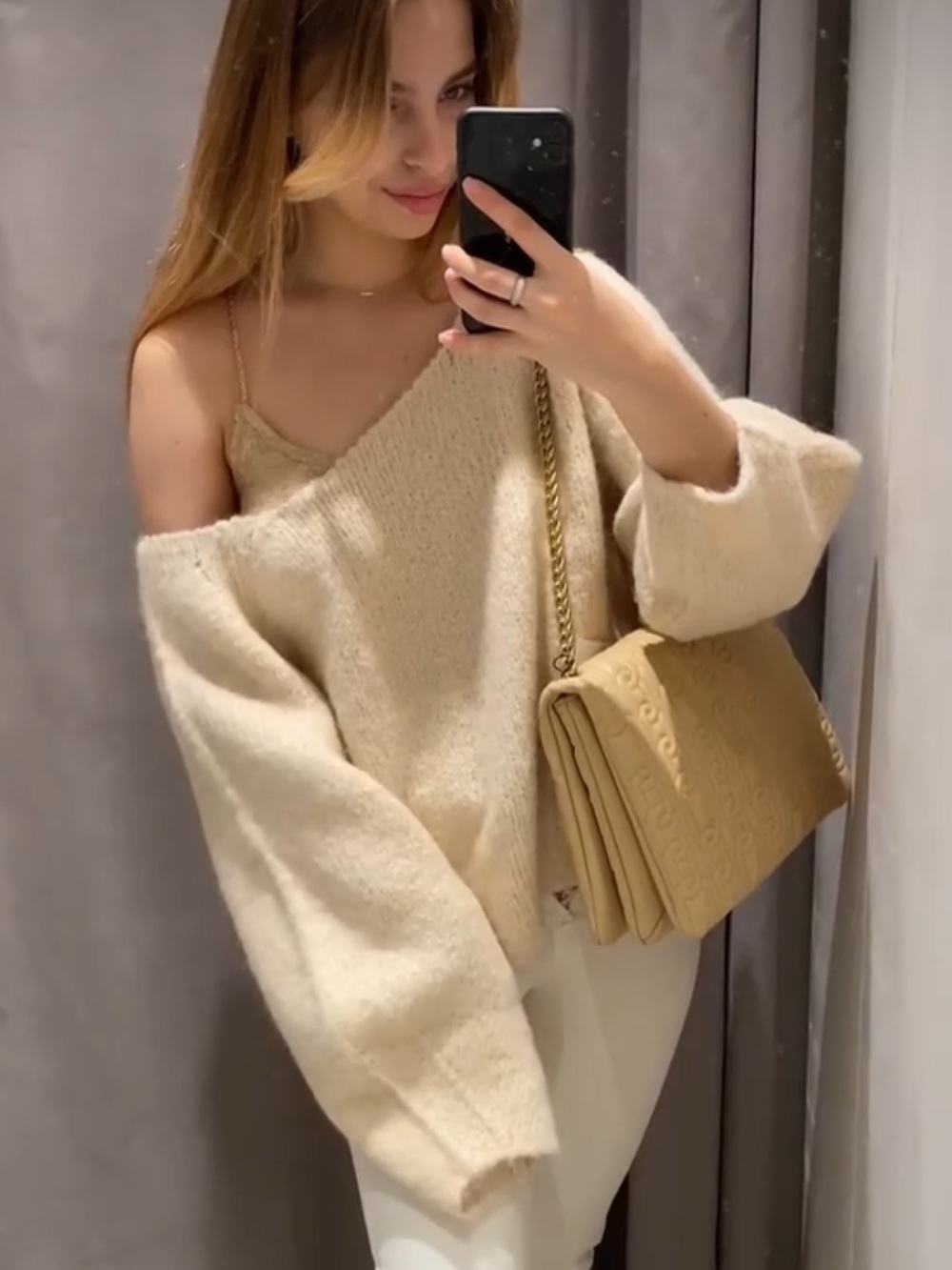 Zara cropped knit raglan sweater in a soft cream/ecru color